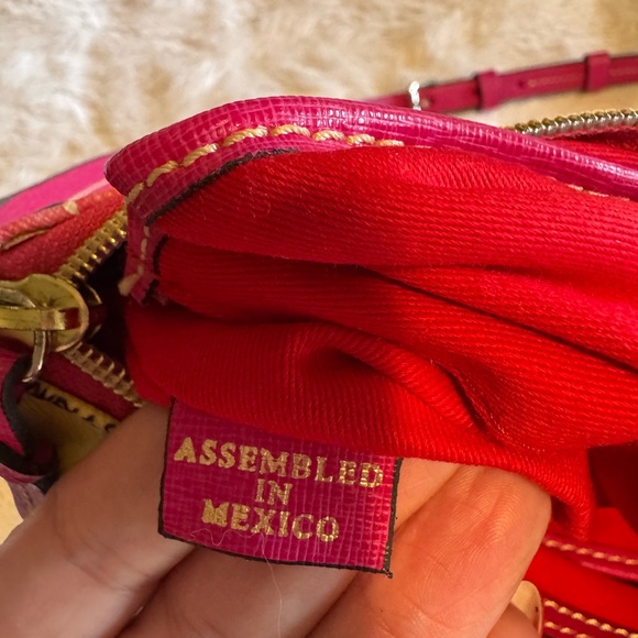 Dooney & Bourke Geranium Floral North South Triple Zip Crossbody -EUC - Picture 7 of 10